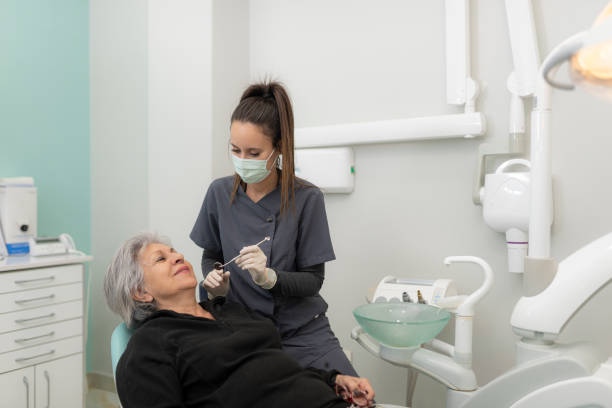 Best Emergency Tooth Extraction in Bay City, OR